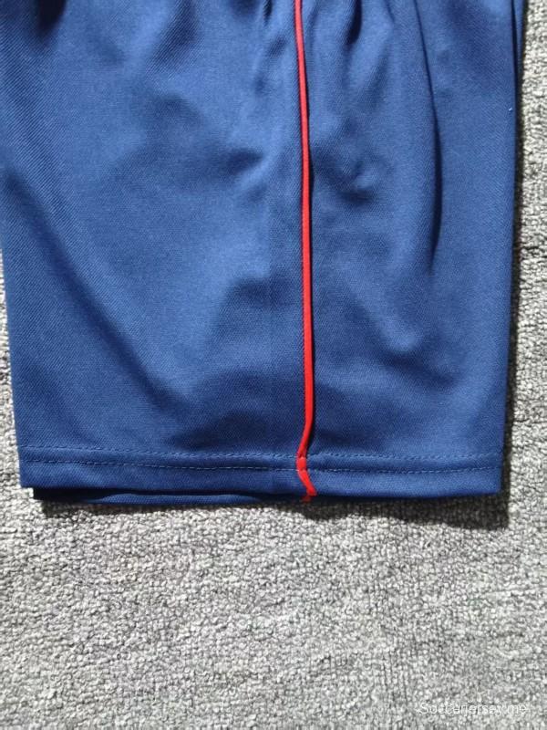 قميص برشلونة ذو الأكمام الطويلة "ريترو 1899/1999" بمناسبة الذكرى المئوية