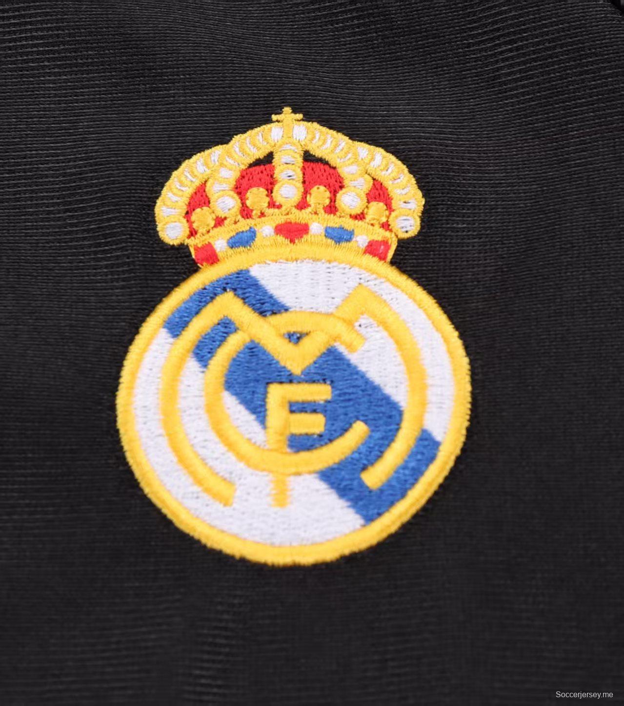 قميص ريال مدريد الأسود للعب خارج أرضه من طراز ريترو 99/01