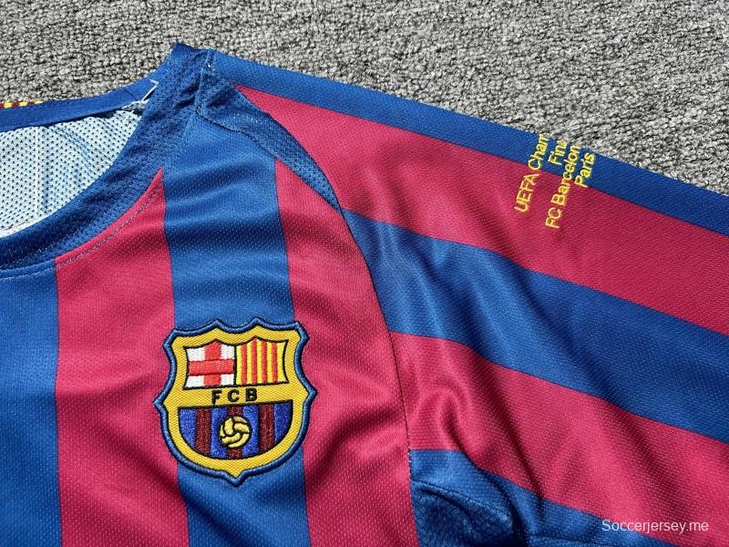 قميص برشلونة للأطفال طراز ريترو 05/06 ذو الأكمام الطويلة للعب على أرض الفريق في دوري أبطال أوروبا