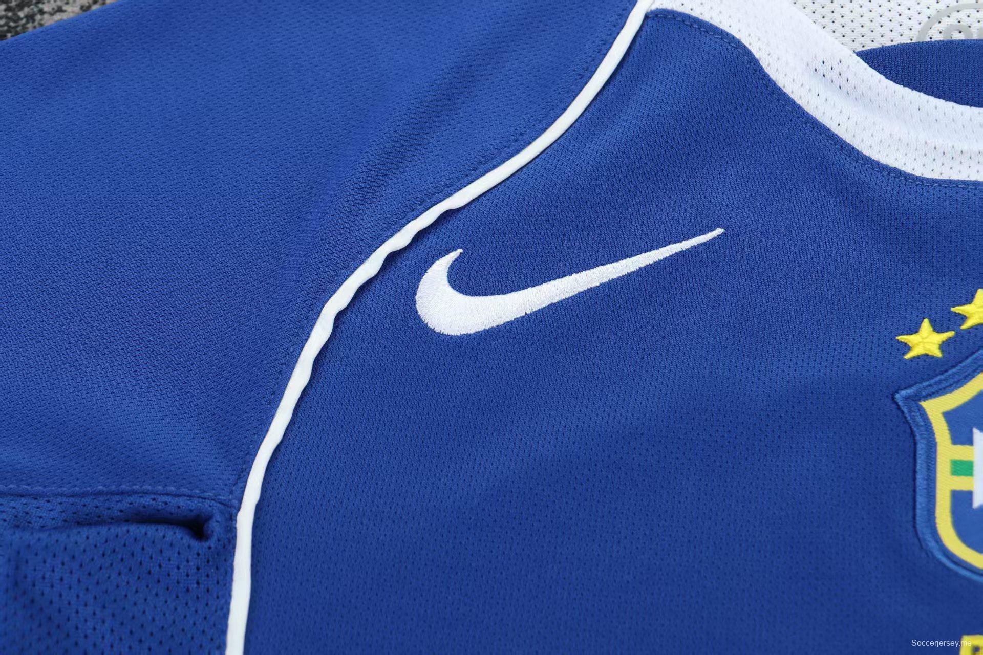 قميص البرازيل خارج أرضها من طراز ريترو 2004