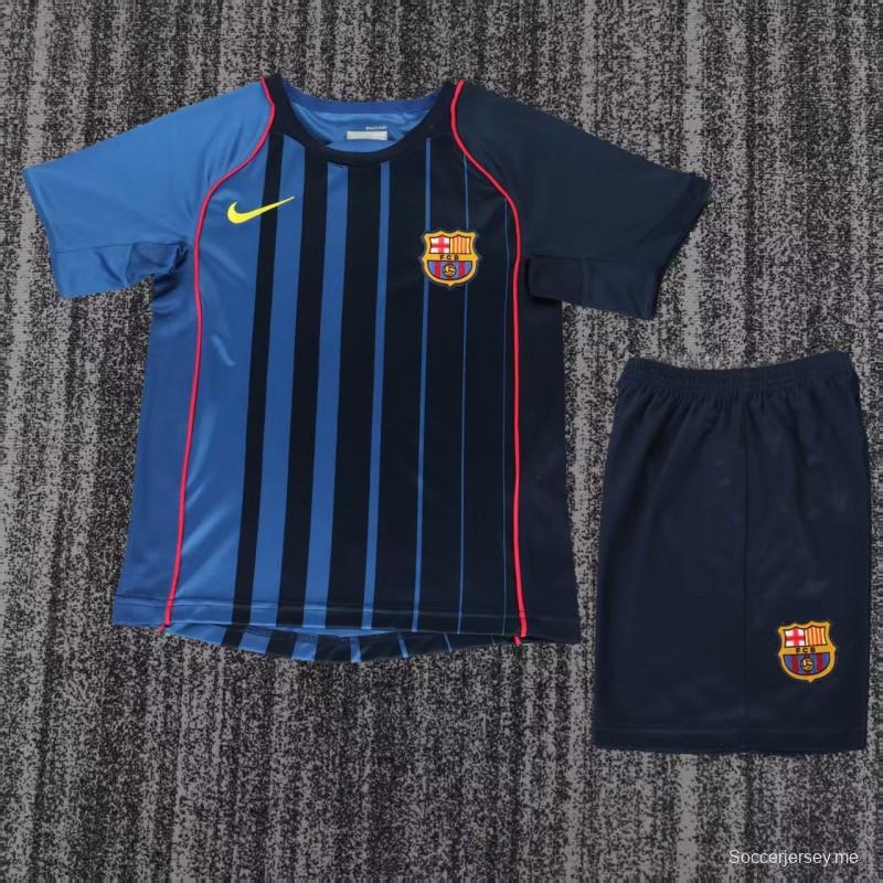 قميص برشلونة للعب خارج أرضه لموسم 2004/2005