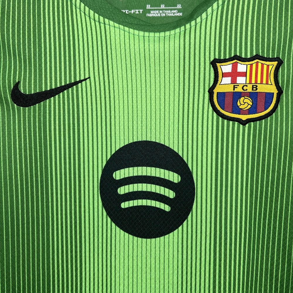 2025/26 كيدز برشلونة حارس مرمى برشلونة أخضر اللون الأخضر