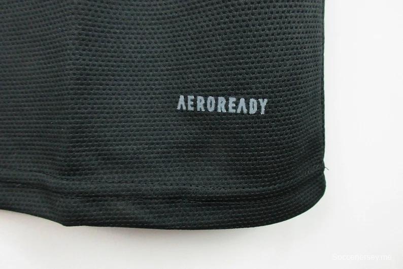 قميص أياكس 21/22 ريترو 21/22 القميص الأسود الثالث
