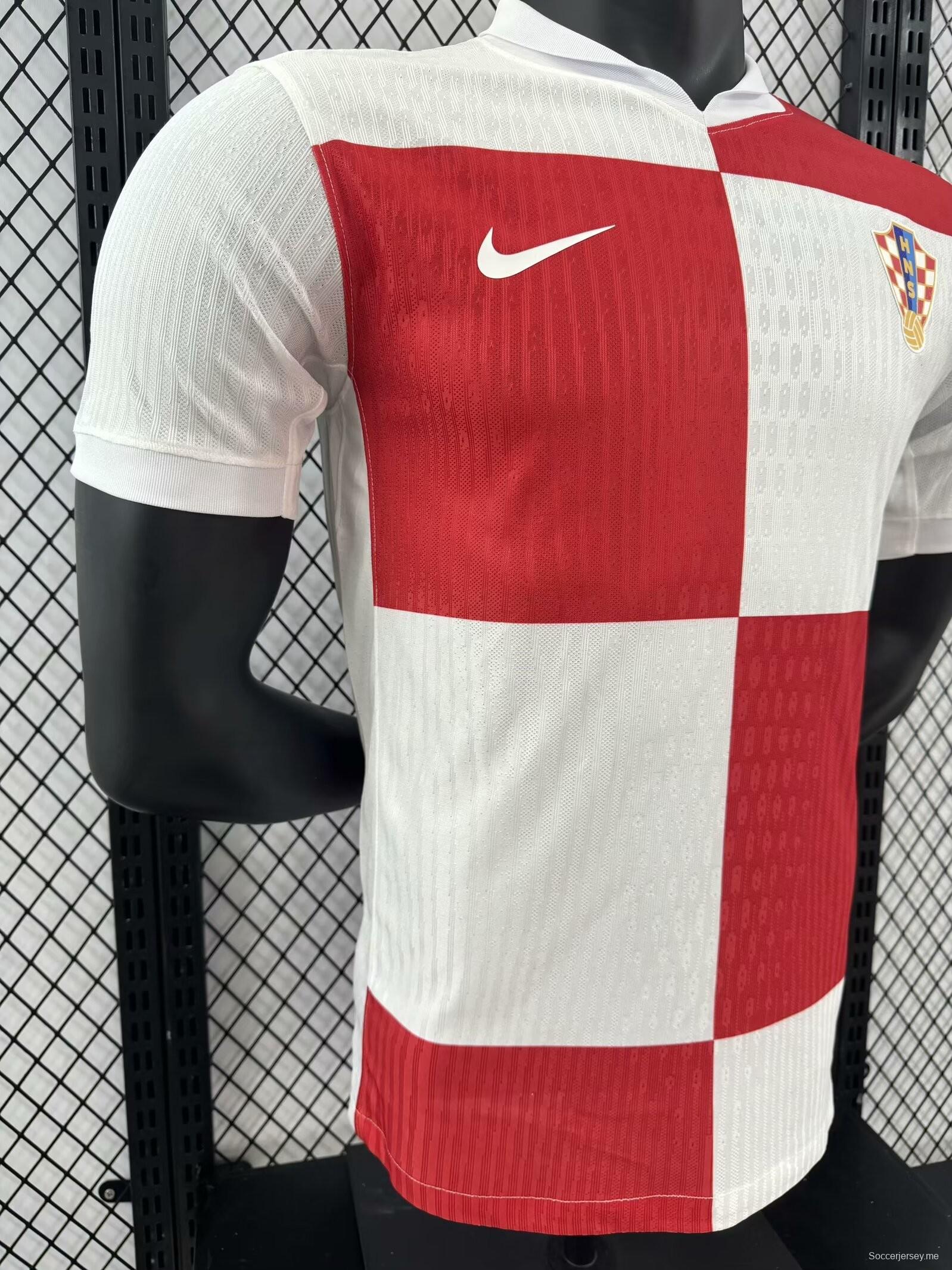 قميص منتخب كرواتيا 2024 إصدار اللاعب 2024
