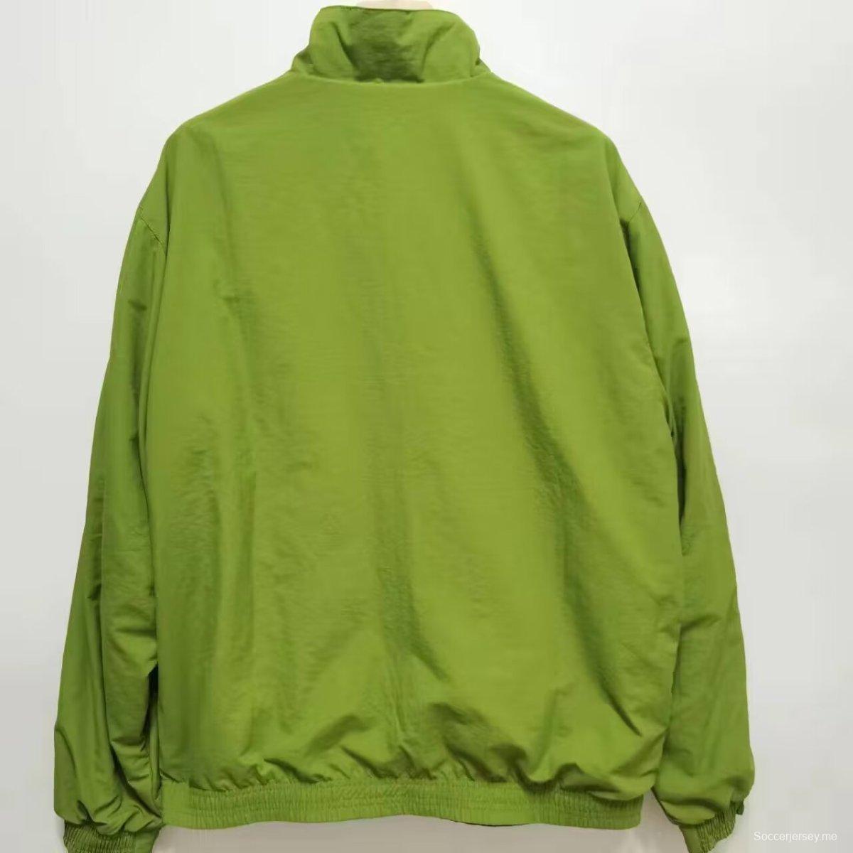 24/25 سترة واقية من الرياح عكسية باللونين الأخضر/الأزرق الأسود/الأزرق الأخضر من إنتر ميلان 24/25
