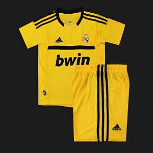 قميص ريترو 11/12 ريترو 11/12 حارس مرمى ريال مدريد الأصفر
