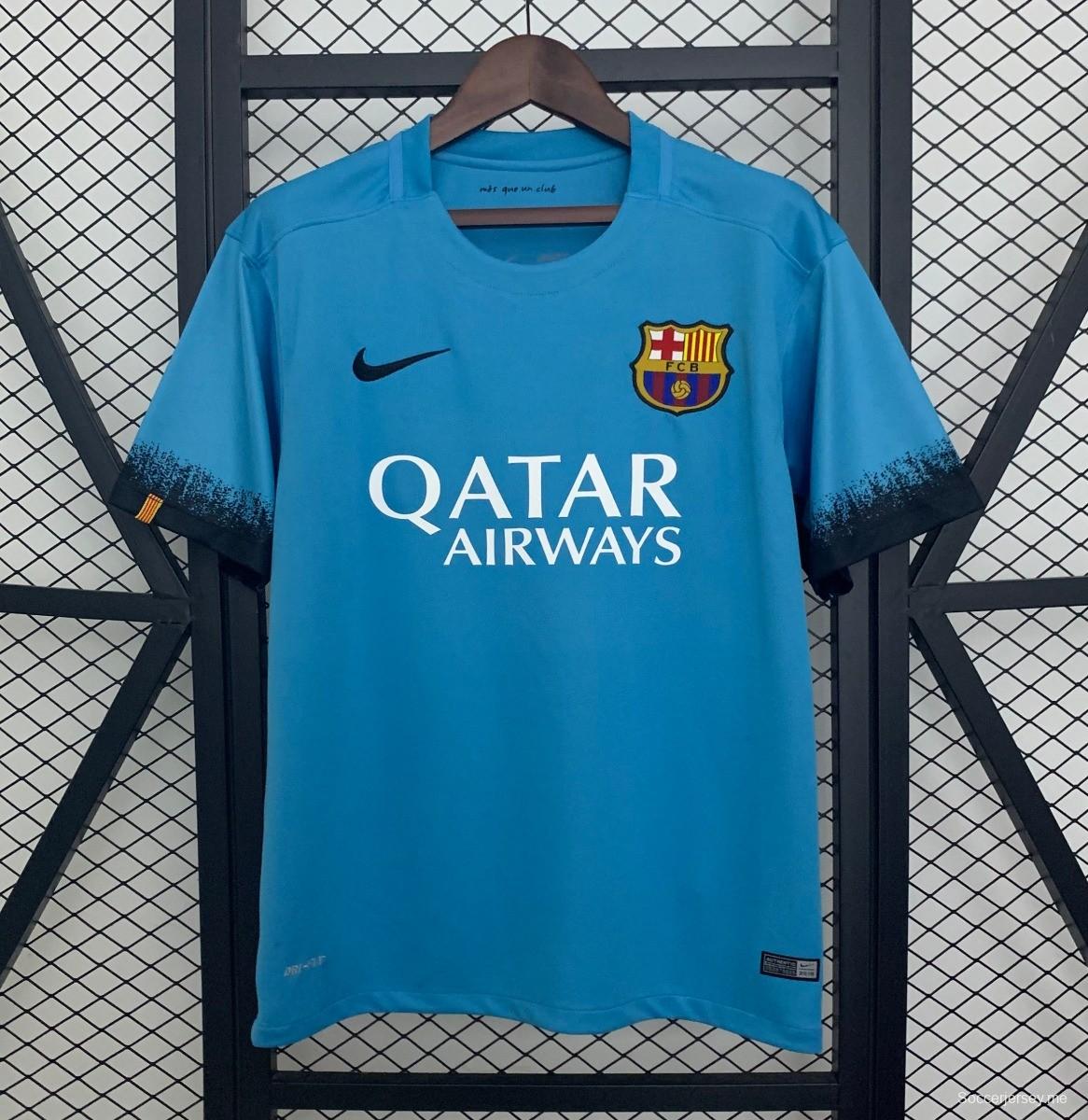 15/16 قميص برشلونة القديم 15/16 قميص برشلونة الثالث