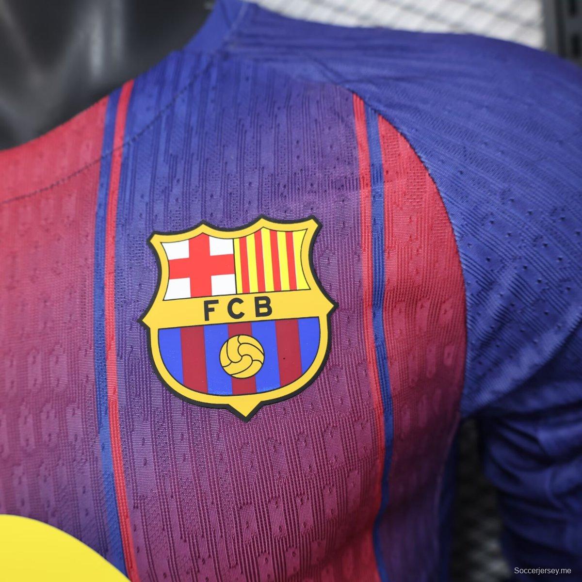 نسخة اللاعب 25/26 قميص بأكمام طويلة الأكمام من برشلونة