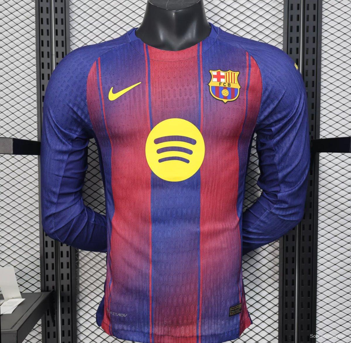 نسخة اللاعب 25/26 قميص بأكمام طويلة الأكمام من برشلونة