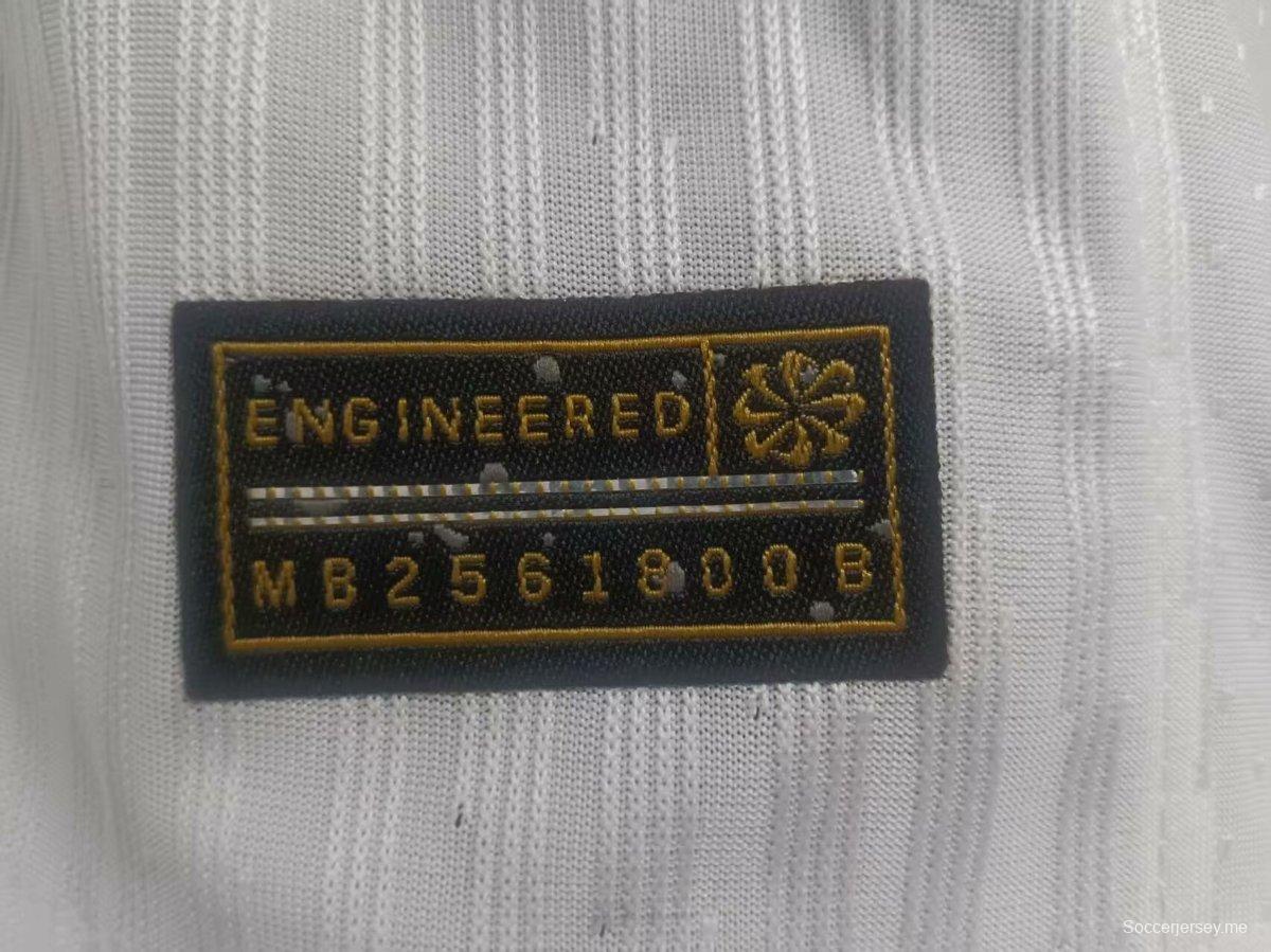 24/25 قميص برشلونة × ترافيس سكوت الأبيض