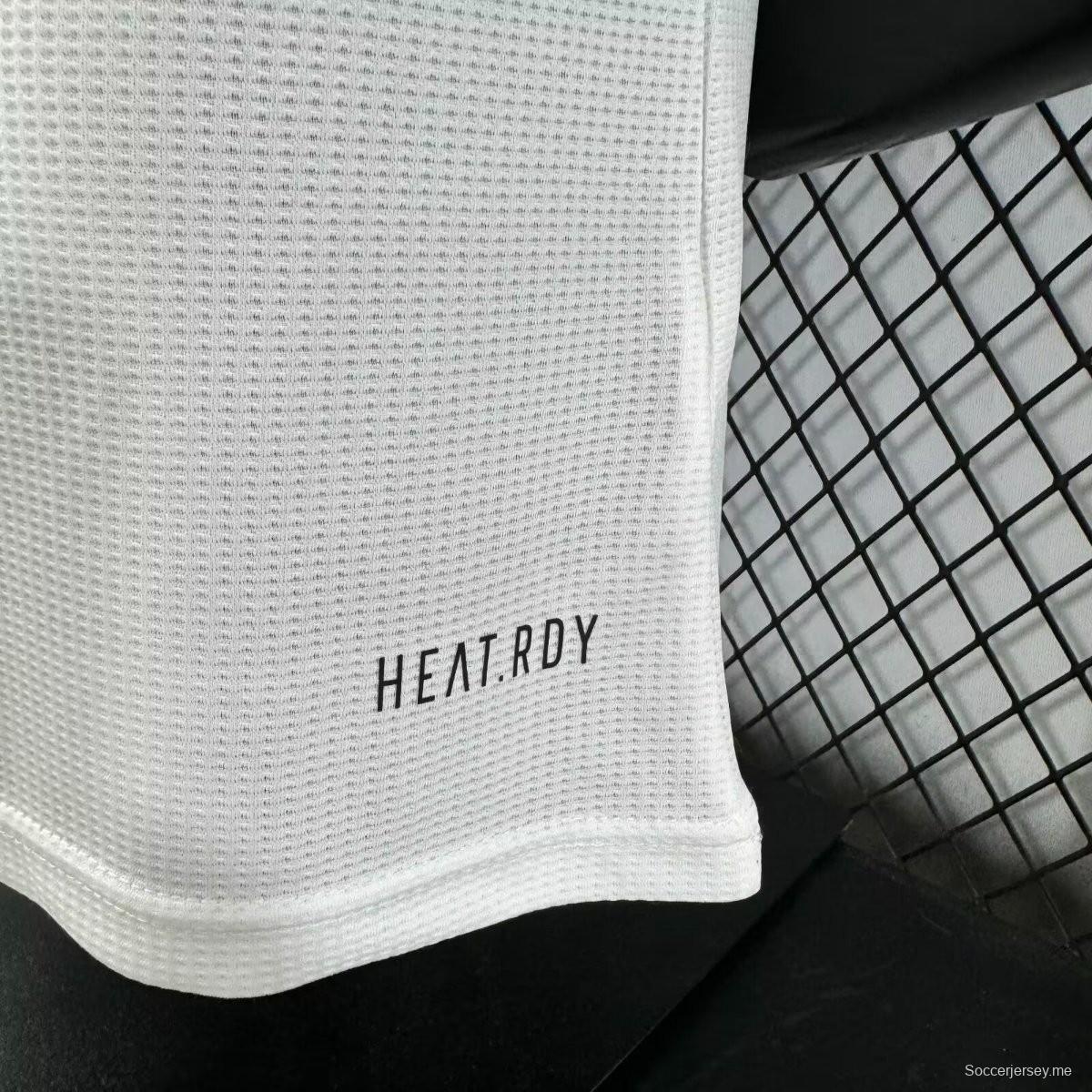 إصدار اللاعب 25/26 قميص يوفنتوس الأبيض قبل المباراة 25/26