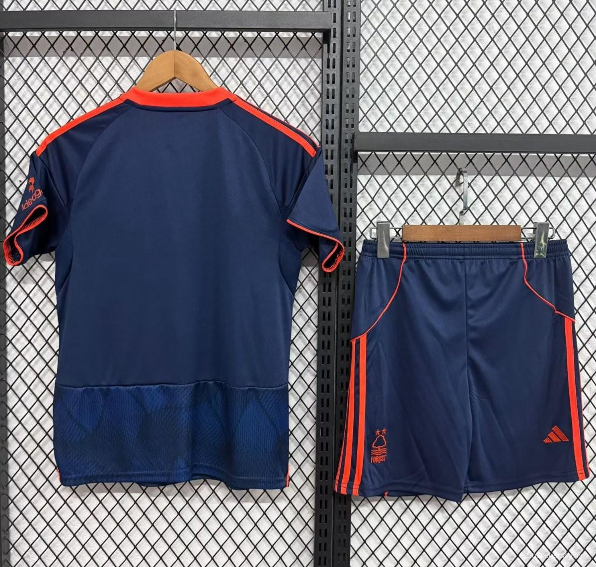 25/26 قميص نوتنجهام فورست الثالث باللون الكحلي للأطفال