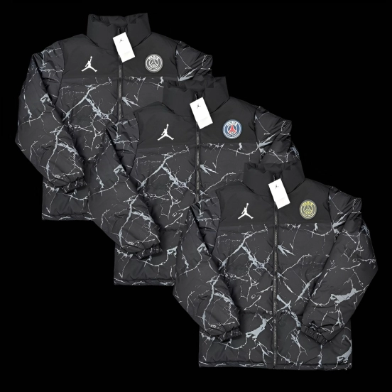 25/26 باريس سان جيرمان جاكيت جوردان أسود بنقشة رخام أبيض
