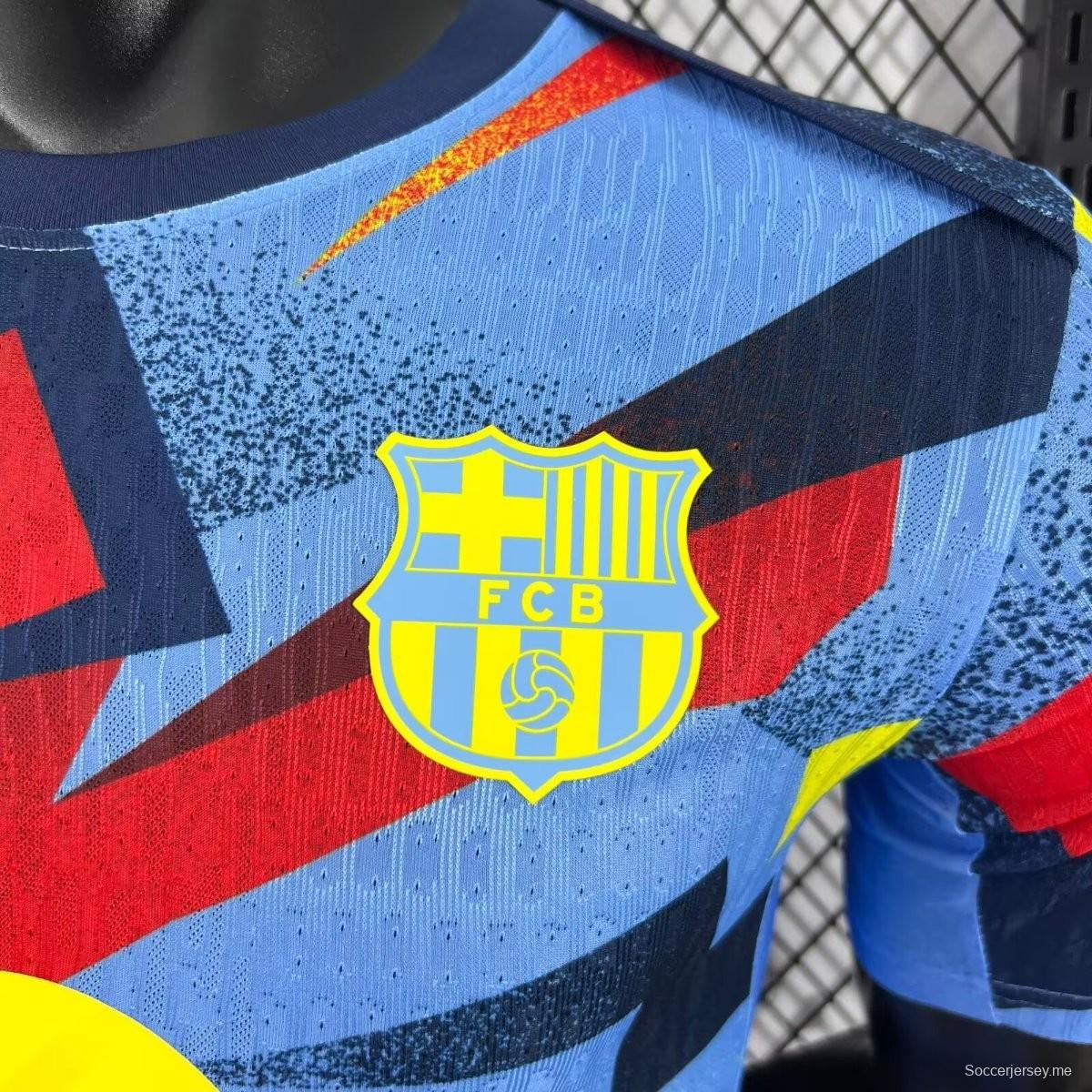 إصدار اللاعب 25/26 قميص نادي برشلونة في الكلاسيكو الرابع قبل المباراة
