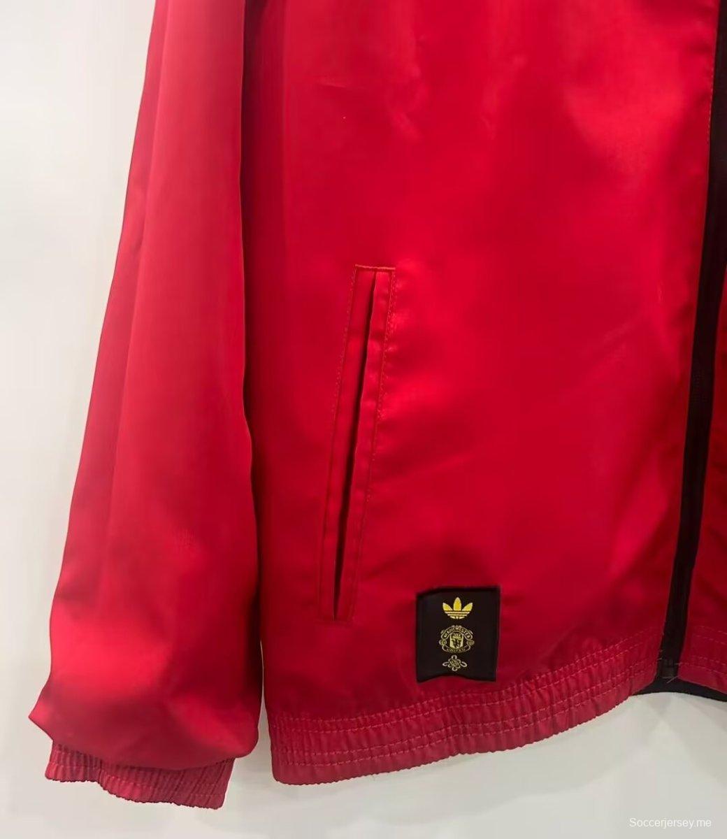 25/26 مانشستر يونايتد أحمر/أسود قابل للانعكاس بسحاب كامل واقي من الرياح