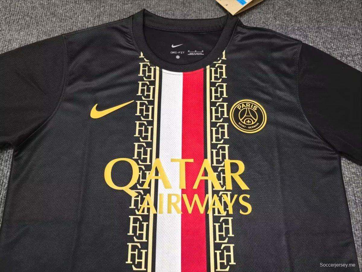 25/26 باريس سان جيرمان (PSG) قميص التدريب الأسود الخاص