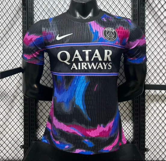 قميص كرة القدم الخاص باللاعب، إصدار 25/26، باريس سان جيرمان (PSG)، أسود ووردي وأزرق، إصدار خاص