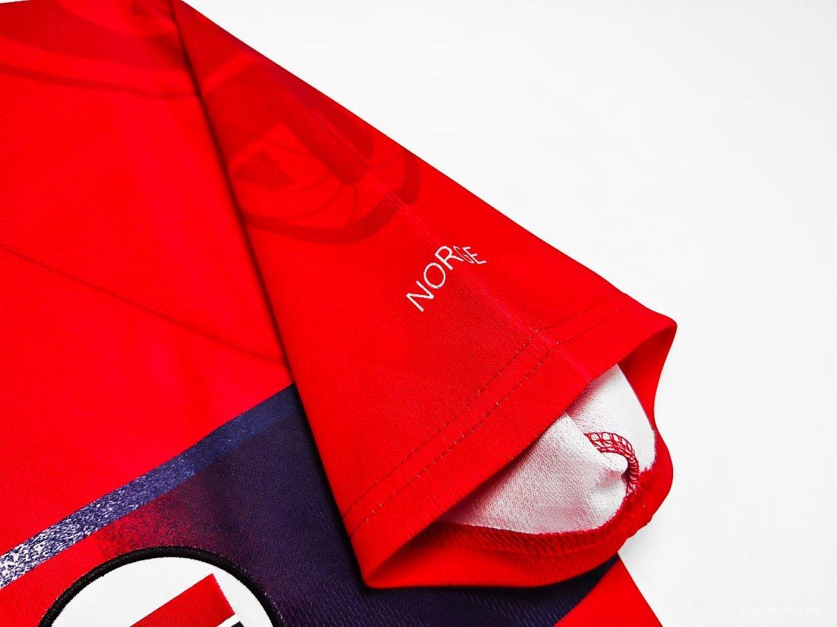 قميص المنتخب النرويجي للمنتخب الأول طراز 1997