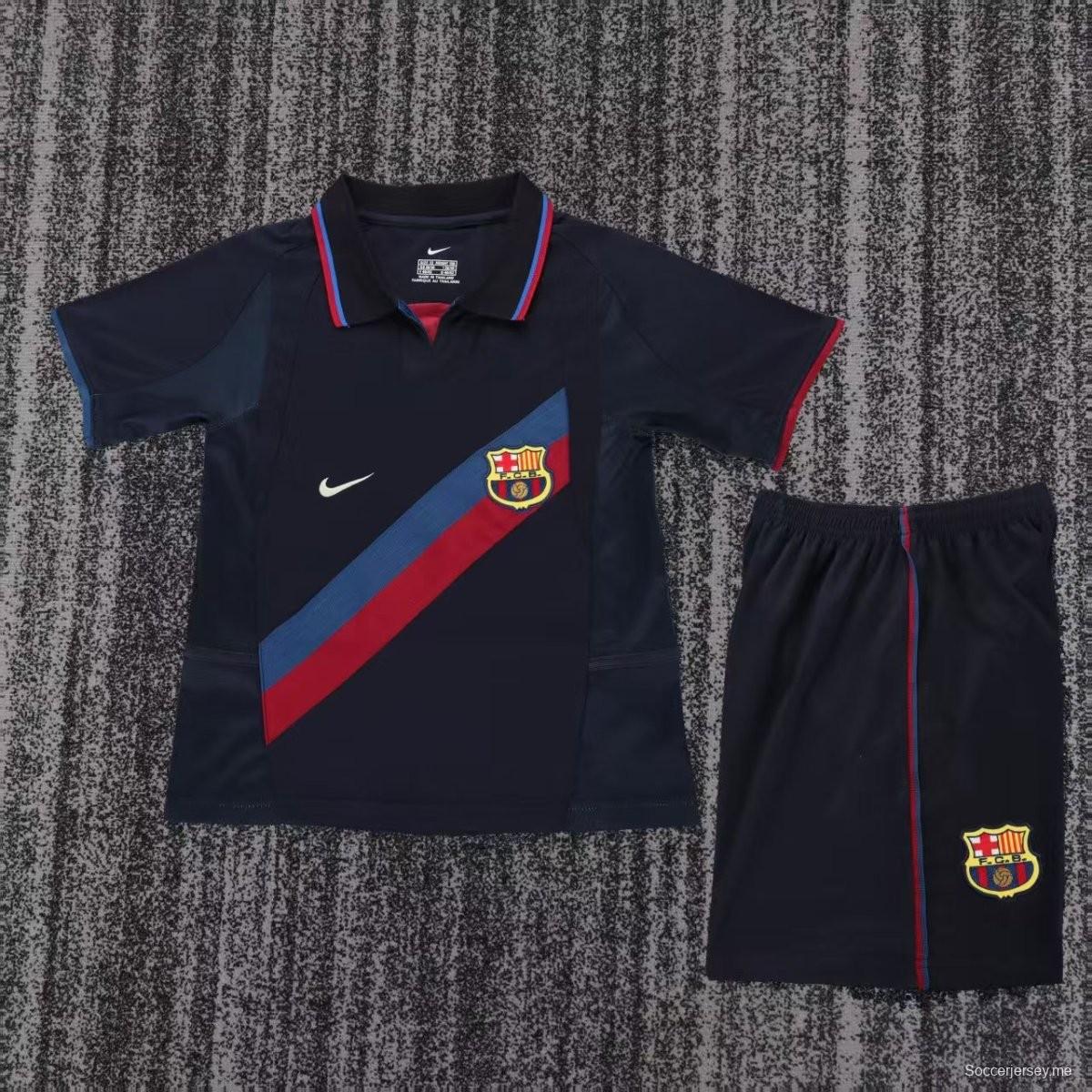قميص برشلونة الثالث للأطفال طراز ريترو 02/03