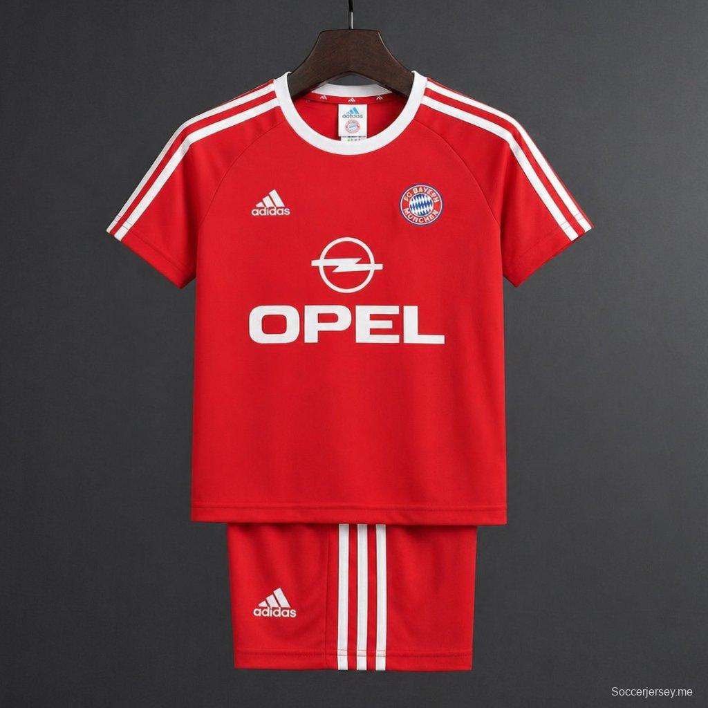 قميص بايرن ميونيخ الرئيسي طراز ريترو 01/02