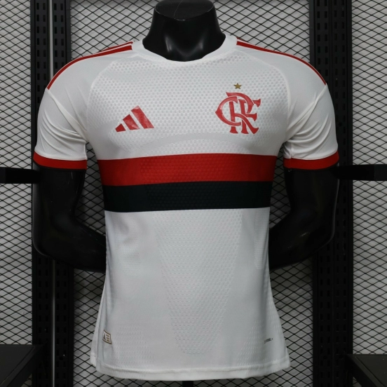 قميص فلامنغو الأبيض للعب خارج أرضه للموسم 2026/2027