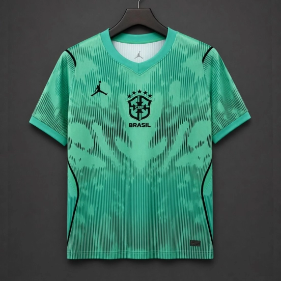 قميص حارس مرمى كأس العالم 2026 في البرازيل باللونين الأخضر والأسود من الأردن