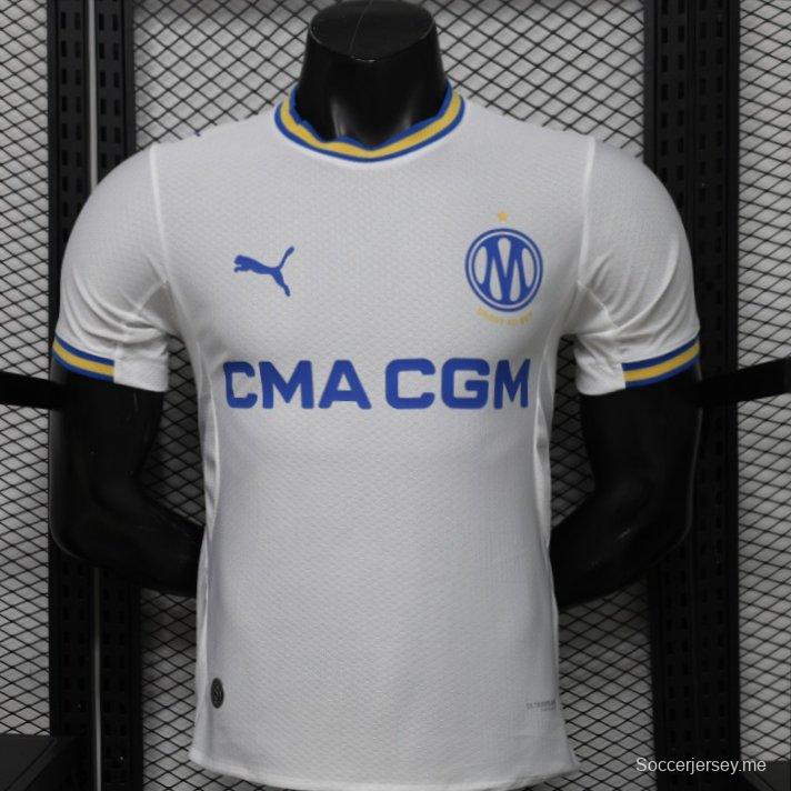 قميص أوليمبيك مرسيليا الأبيض للعب على أرضه، إصدار اللاعب 26/27