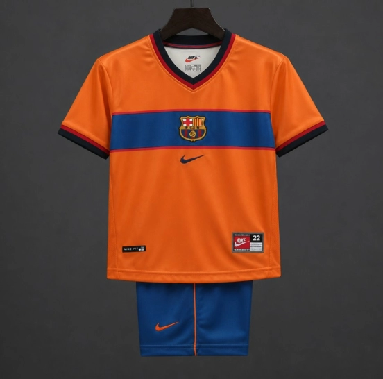 القميص الثالث لفريق برشلونة لموسم 98/99